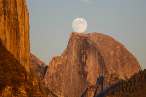 Full mono rise in Yosemite Valley